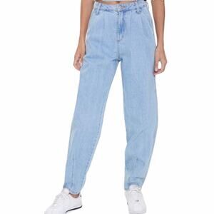 Forever 21 Pleated Light Wash Straight Leg Jeans